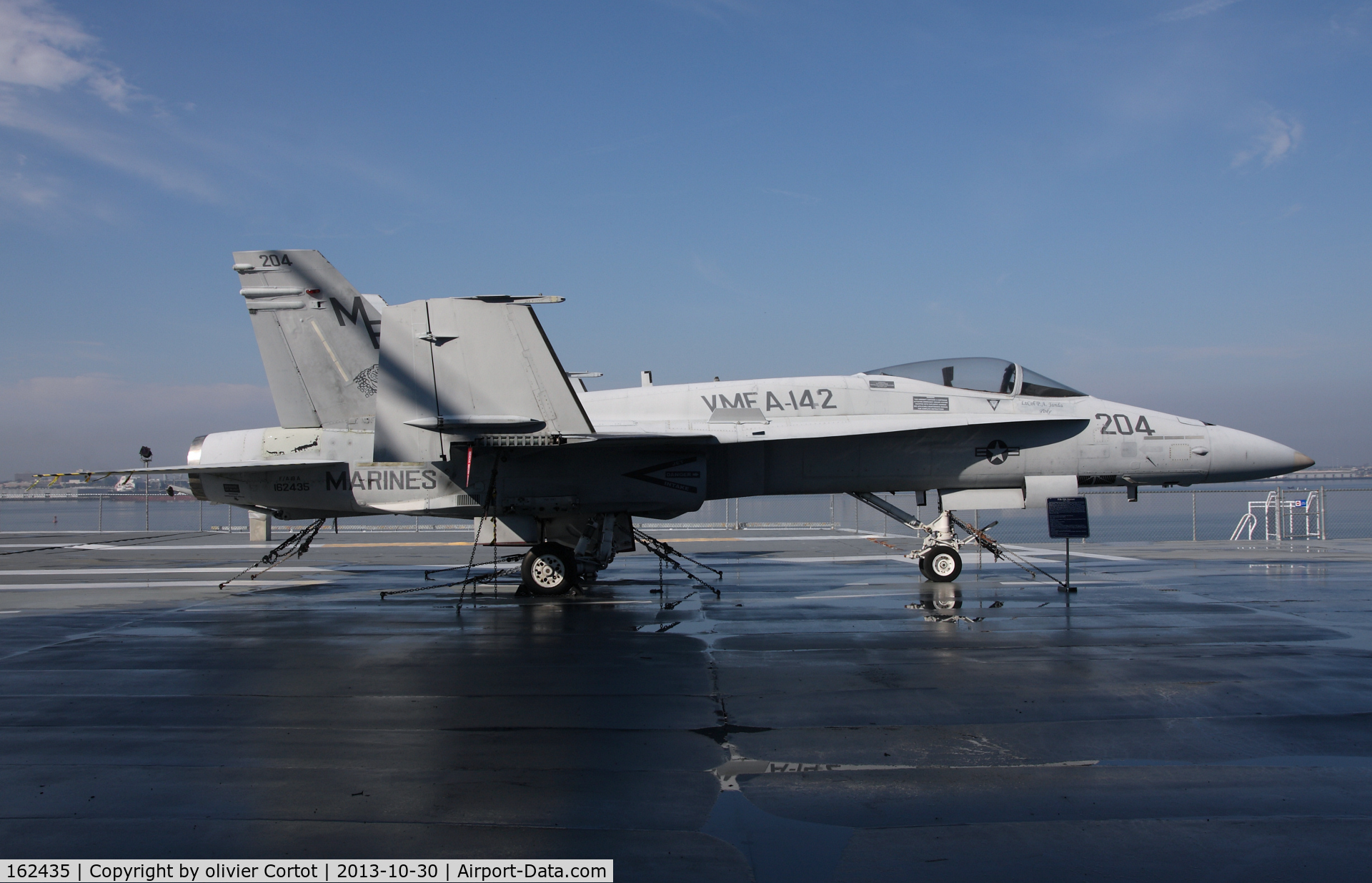 162435, McDonnell Douglas F/A-18A Hornet C/N 0278/A224, profile view