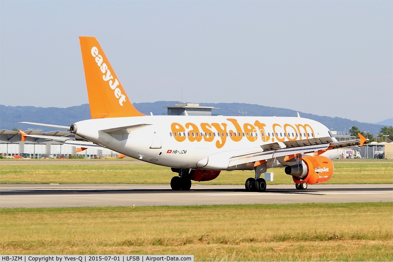 HB-JZM, 2004 Airbus A319-111 C/N 2370, Airbus A319-111, Landing rwy 15, Bâle-Mulhouse-Fribourg airport (LFSB-BSL)