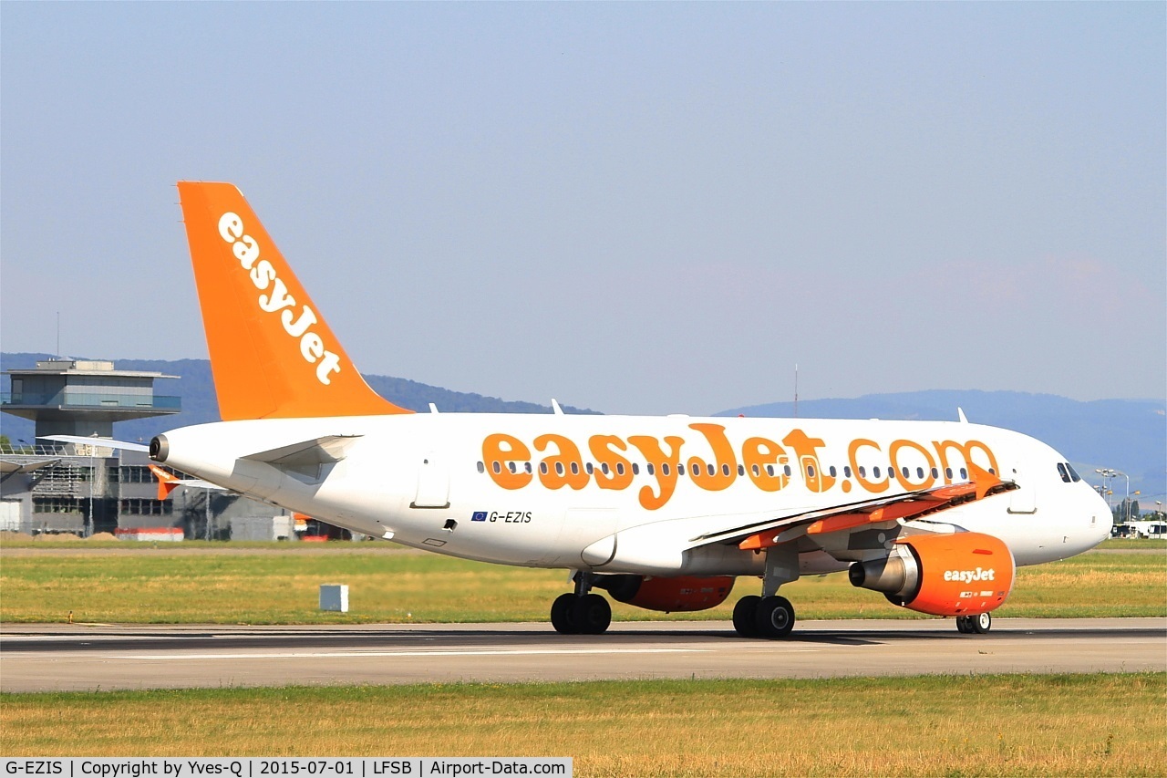 G-EZIS, 2005 Airbus A319-111 C/N 2528, Airbus A319-111, Take off run rwy 15, Bâle-Mulhouse-Fribourg airport (LFSB-BSL)