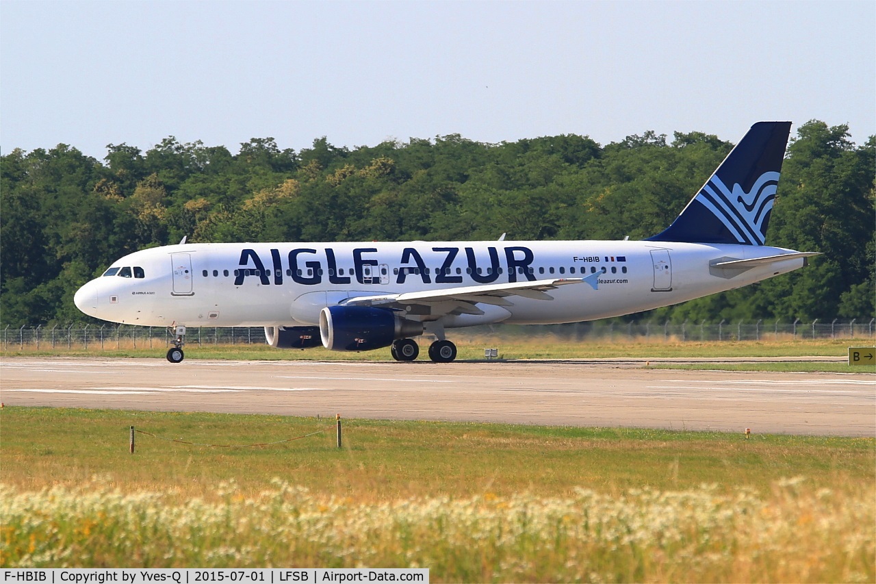 F-HBIB, 2007 Airbus A320-214 C/N 3289, Airbus A320-214, Lining up rwy 15, Bâle-Mulhouse-Fribourg airport (LFSB-BSL)