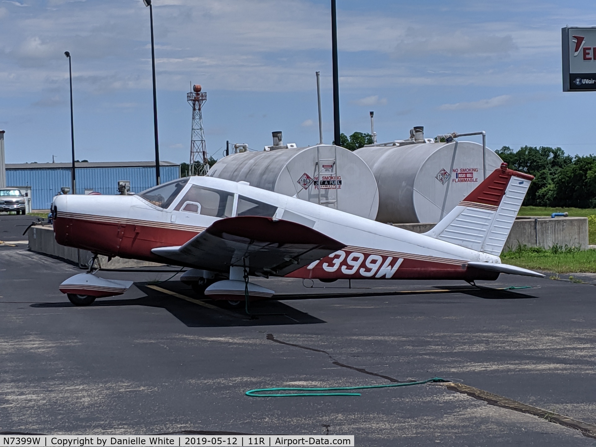 N7399W, 1963 Piper PA-28-180 C/N 28-1287, Missing prop.