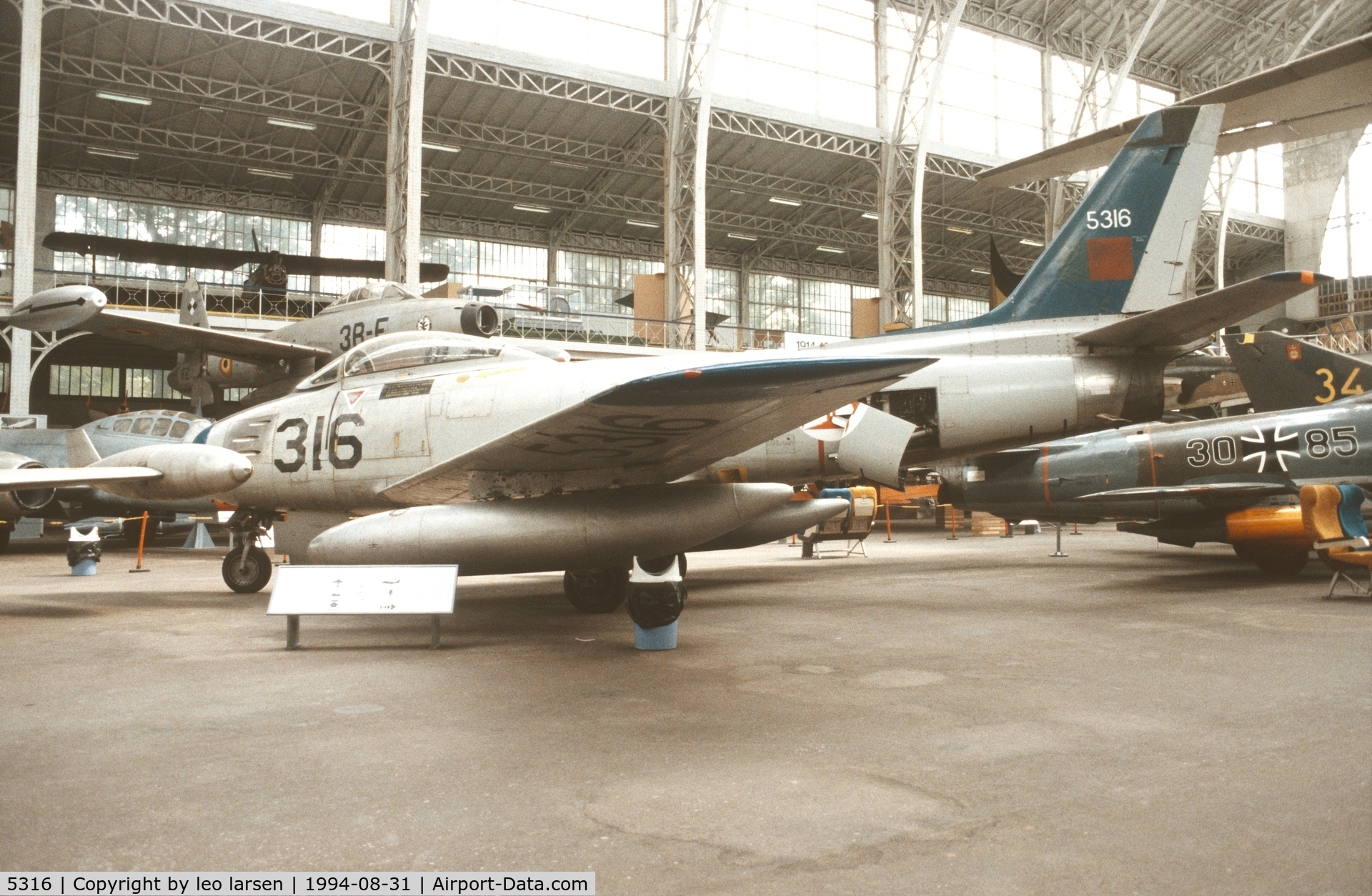 5316, 1952 North American F-86F Sabre C/N 191-938, Brussels Air Museum 31.8.1994 s/n 52-5242