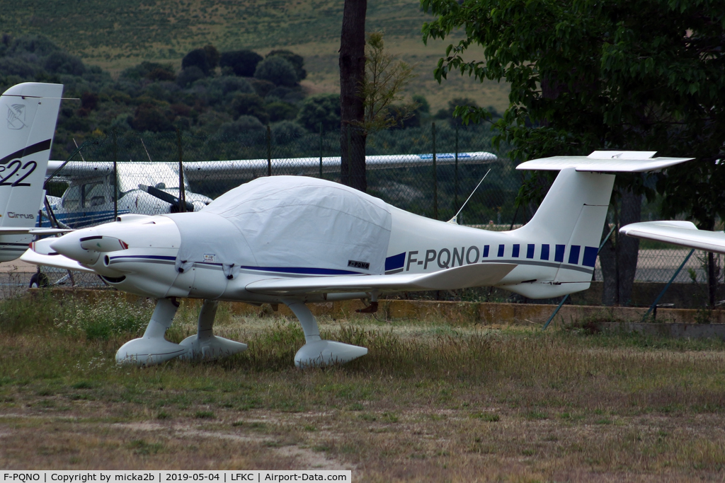F-PQNO, 1998 Dyn'Aero MCR-01 C/N 14, Parked