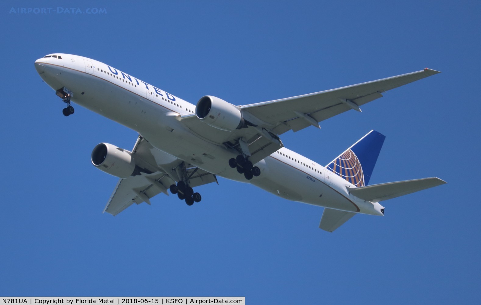 N781UA, 1996 Boeing 777-222 C/N 26945, United