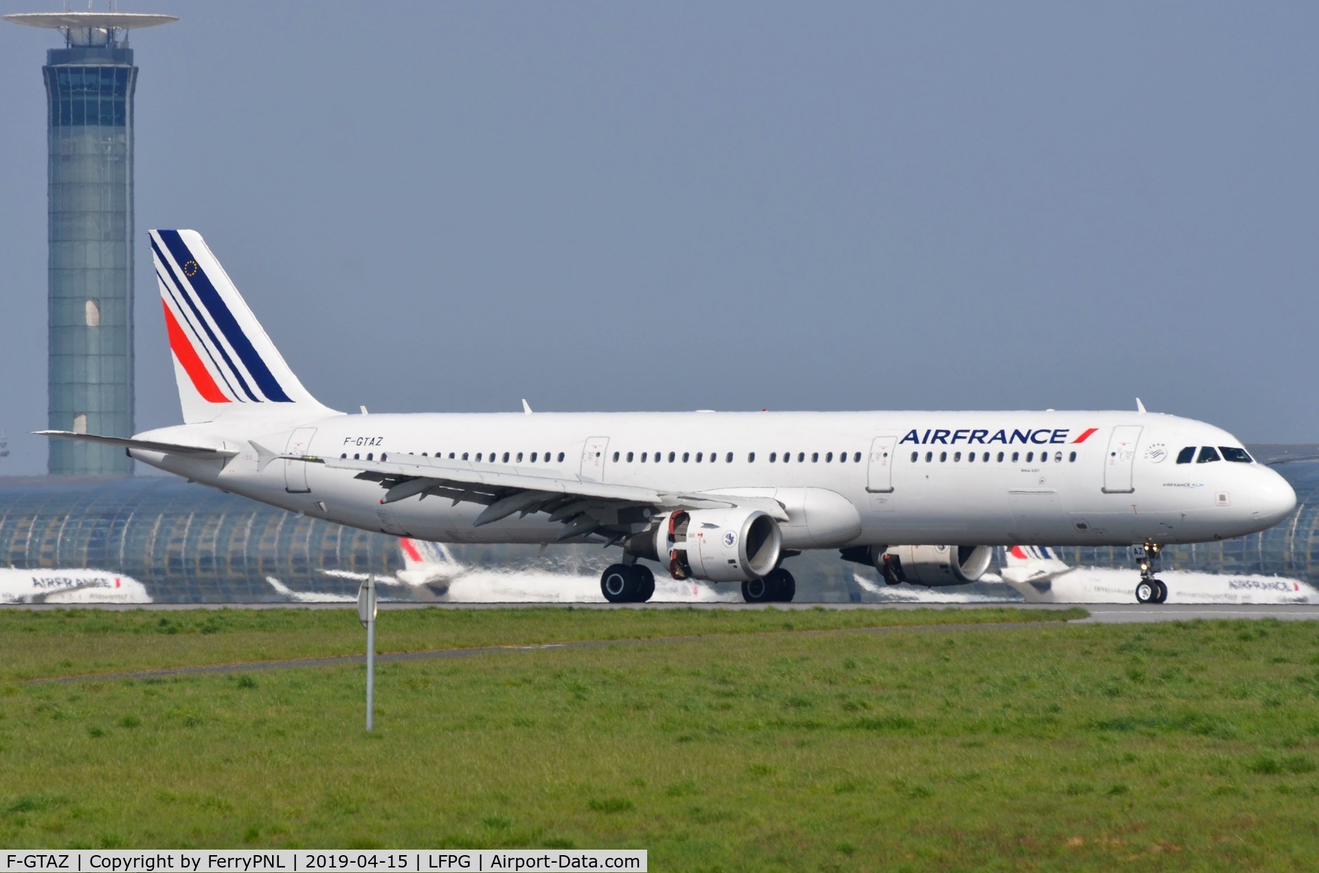 F-GTAZ, 2011 Airbus A321-212 C/N 4901, Air France A321 landing
