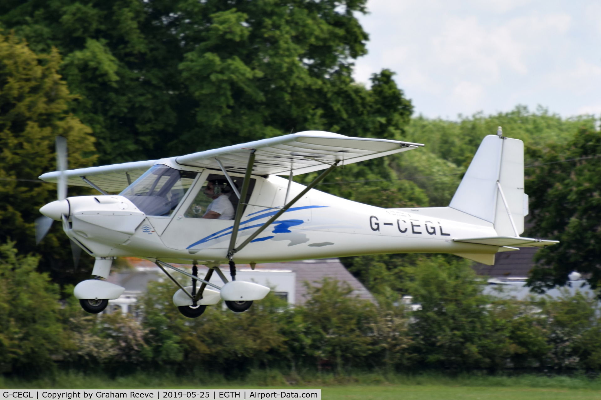 G-CEGL, 2006 Comco Ikarus C42 FB80 C/N 0609-6848, Departing from Old Warden.