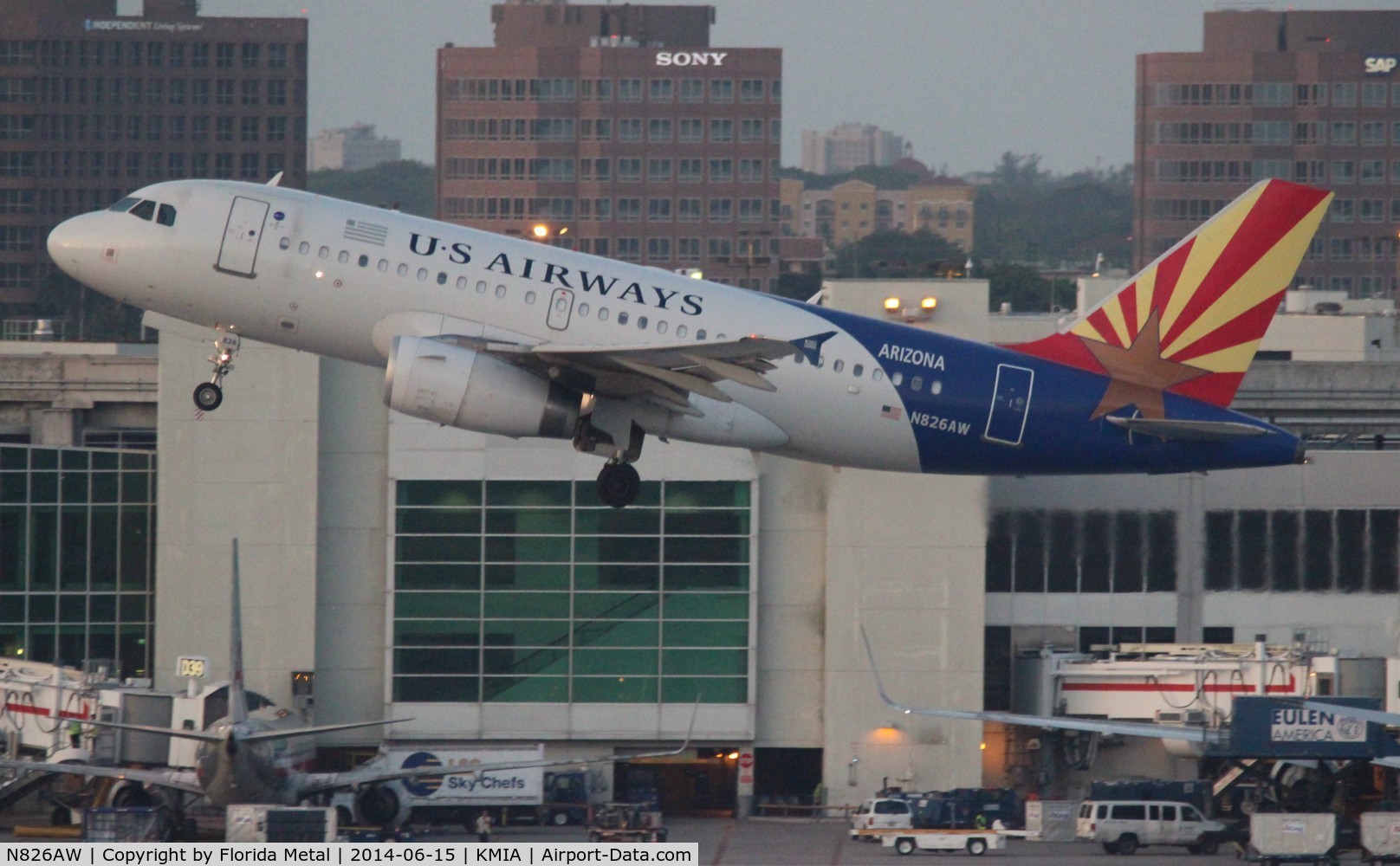 N826AW, 2001 Airbus A319-132 C/N 1534, Arizona flag