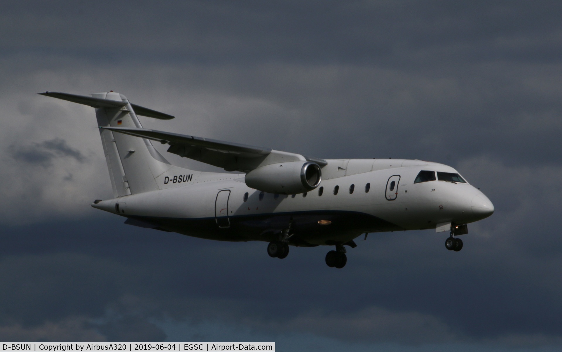D-BSUN, 2000 Fairchild Dornier 328-300 328JET C/N 3147, Approaching Cambridge airport