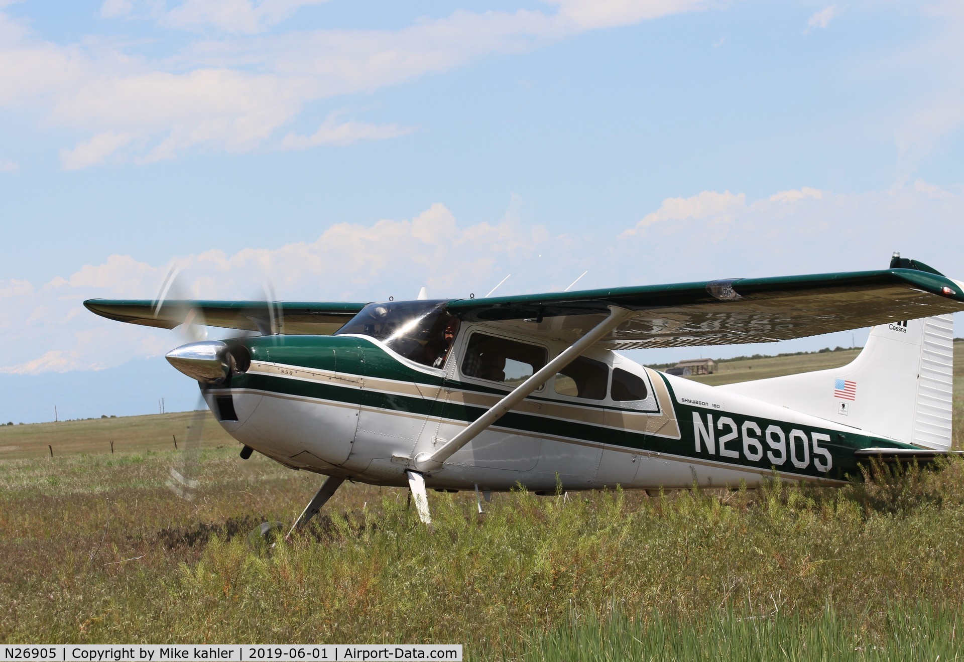 N26905, Cessna 180 C/N 18051354, Just arrived.