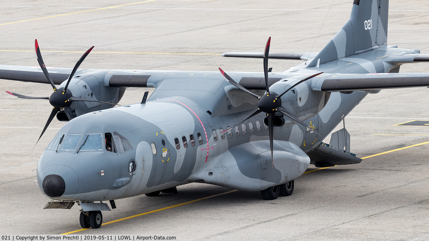 021, CASA C-295M C/N S-051, 021 @ Linz Airport