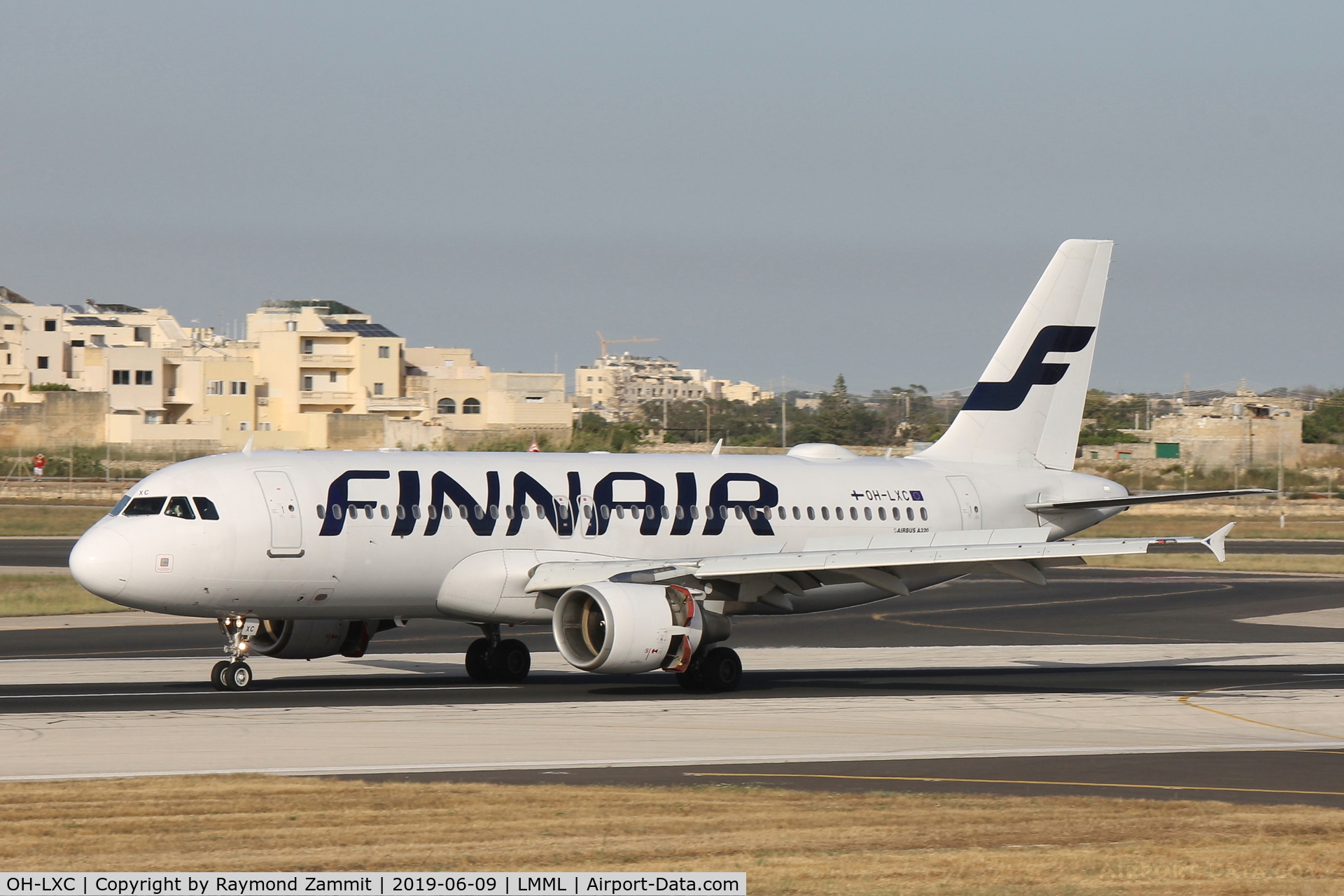 OH-LXC, 2001 Airbus A320-214 C/N 1544, A320 OH-LXC Finnair