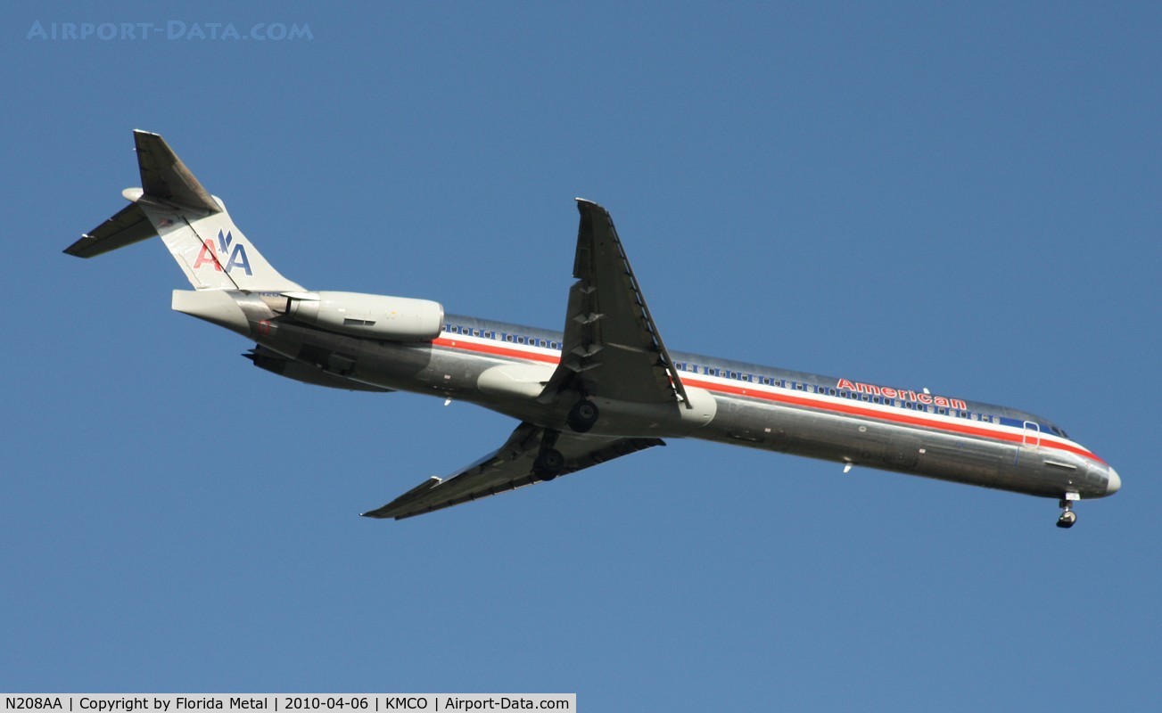 N208AA, 1983 McDonnell Douglas MD-82 (DC-9-82) C/N 49159, American