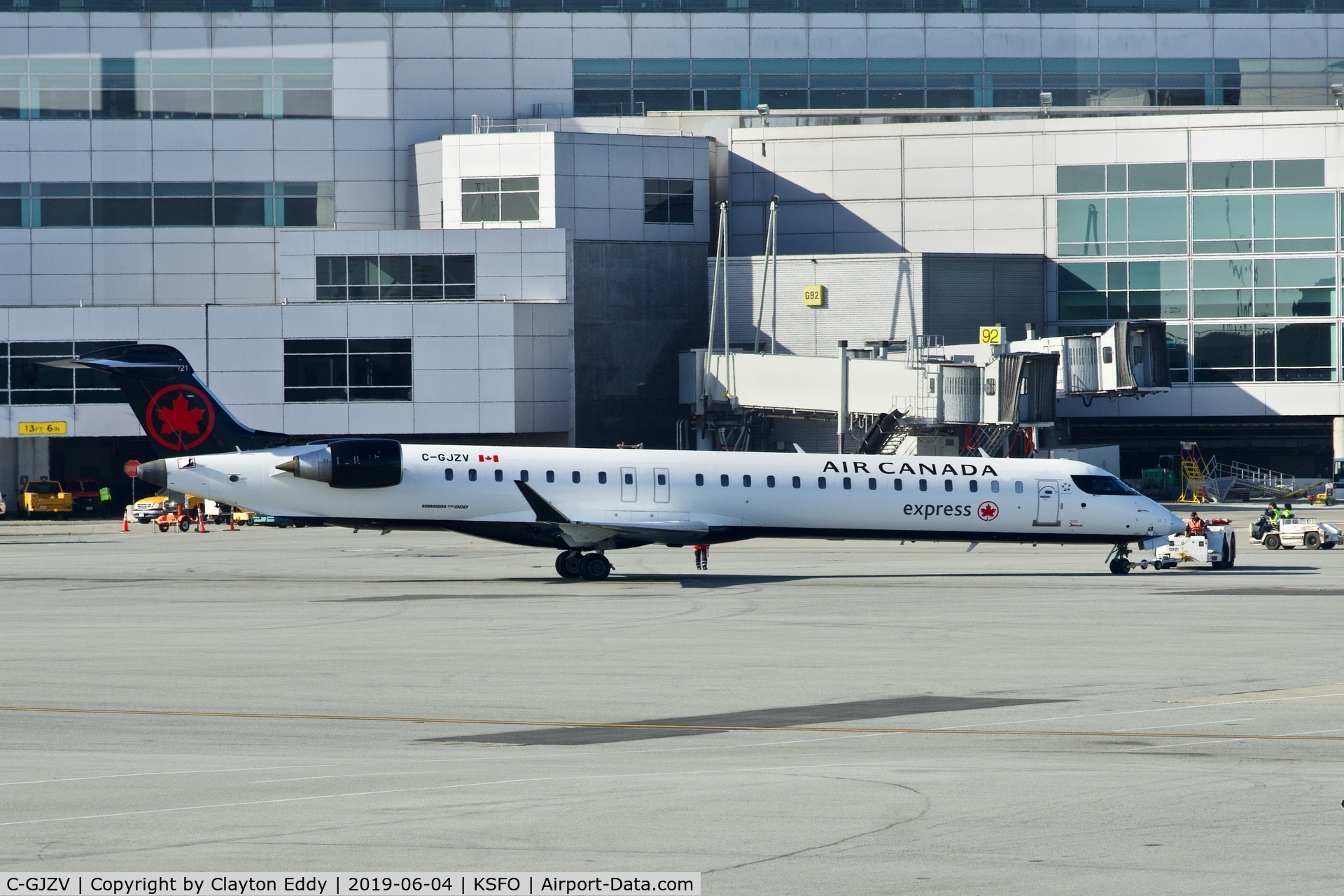 C-GJZV, 2016 Bombardier CRJ-900 (CL-600-2D24) C/N 15424, SFO 2019.