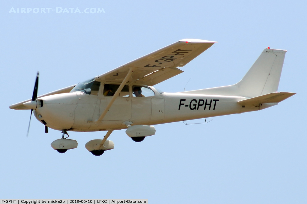 F-GPHT, Reims F172M Skyhawk C/N 1411, Landing