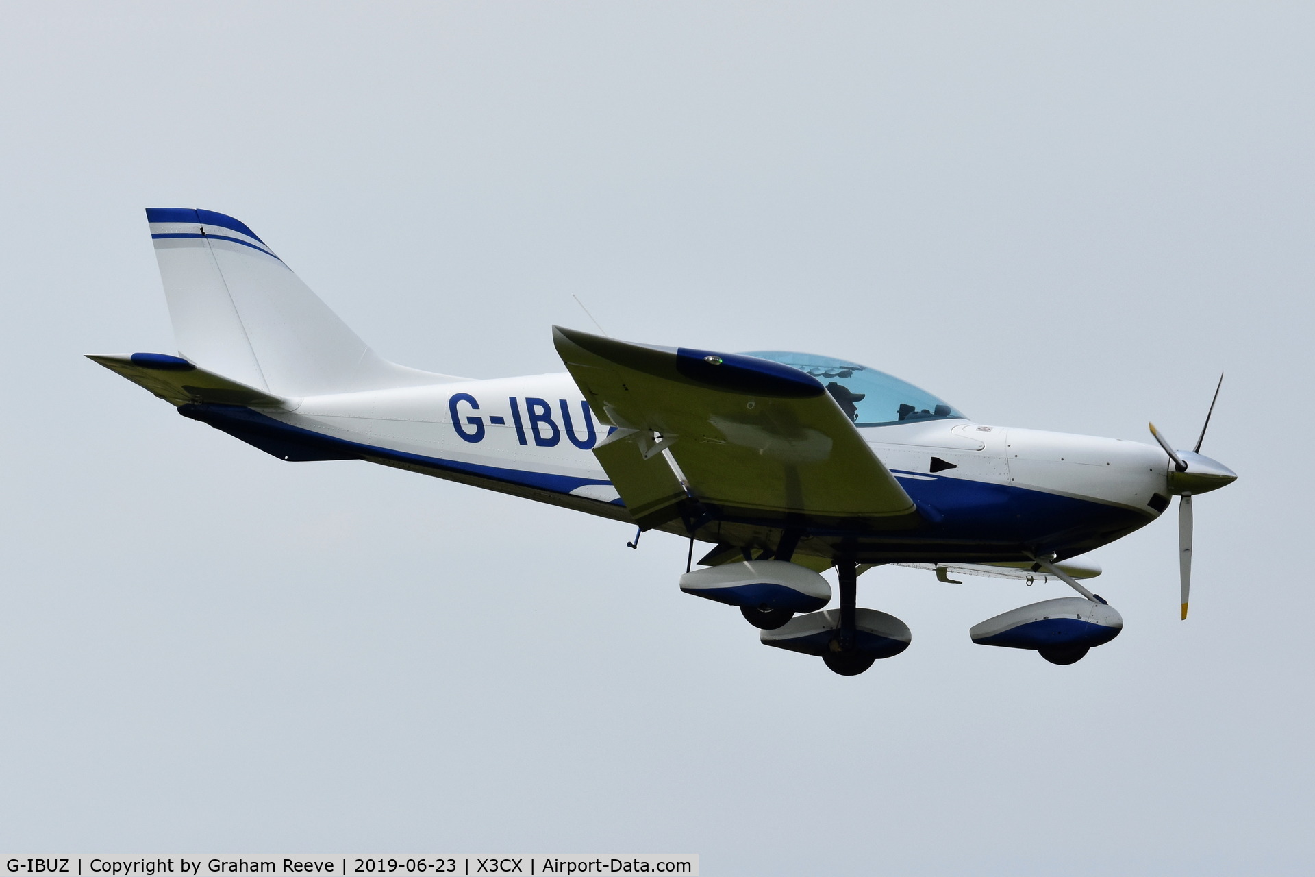 G-IBUZ, 2010 CZAW SportCruiser C/N LAA 338-14825, Landing at Northrepps.