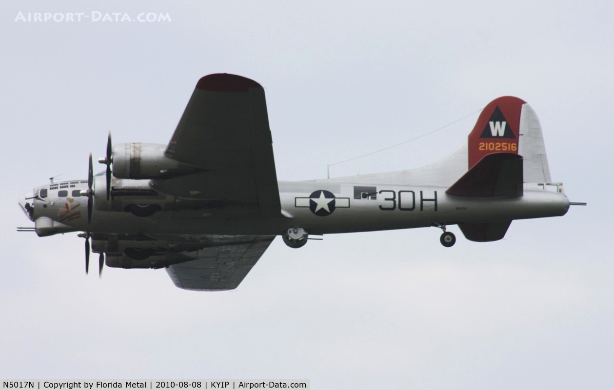 N5017N, 1944 Lockheed/Vega (Boeing) B-17G-105-VE Flying Fortress C/N 8649, Thunder Over Michigan 2010
