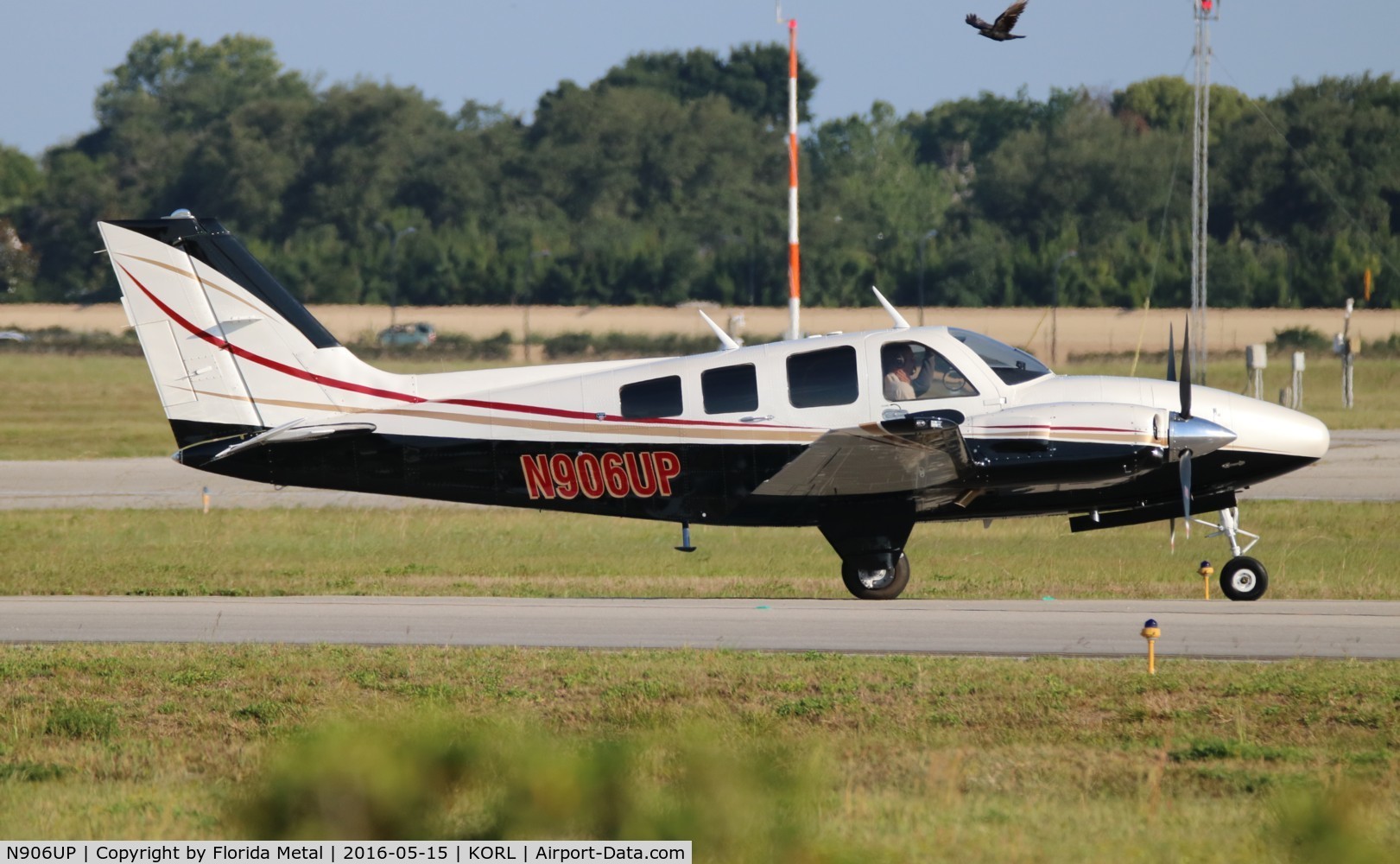 N906UP, 1977 Beech 58P Baron C/N TJ-120, Beech 58P