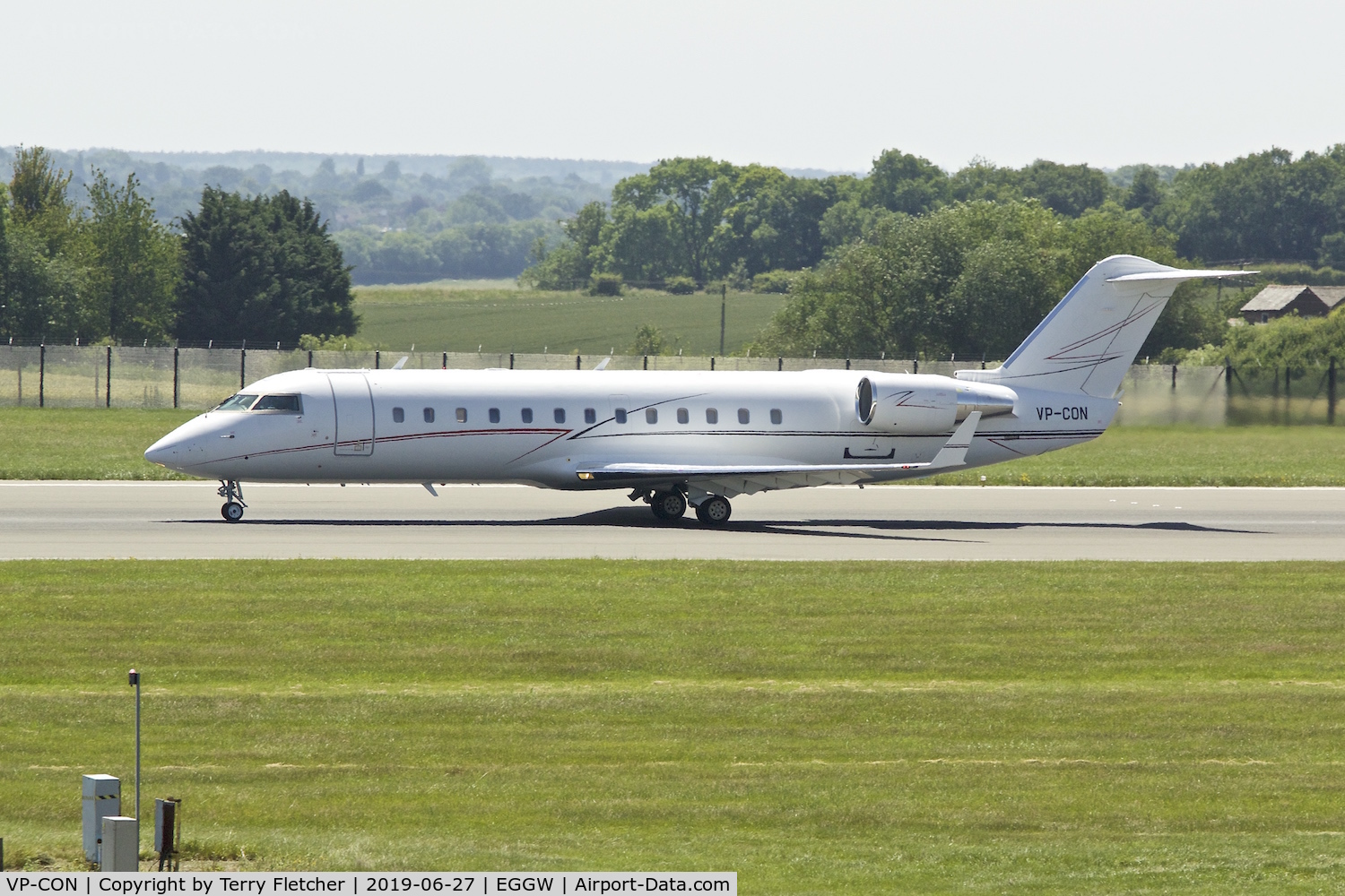 VP-CON, 2008 Bombardier Challenger 850 (CL-600-2B19) C/N 8083, at Luton