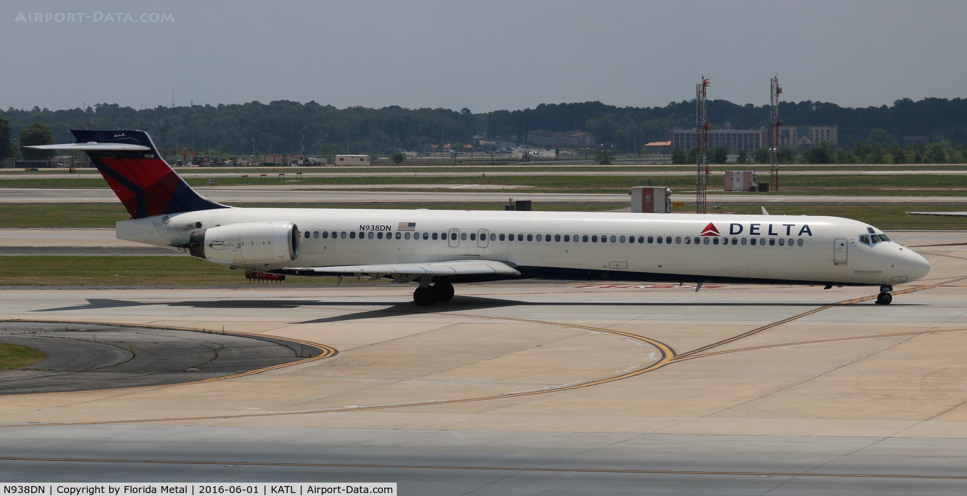 N938DN, 1995 McDonnell Douglas MD-90-30 C/N 53353, ATL spotting