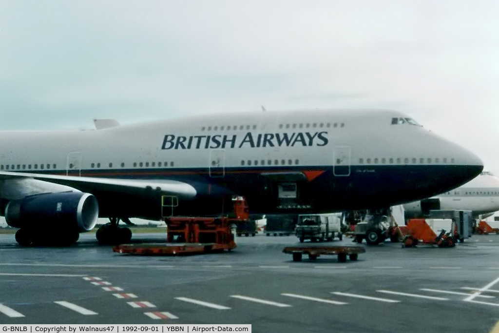 G-BNLB, 1989 Boeing 747-436 C/N 23909, Forward fuselage of British Airways B747-436 G-BNLB (Cn 23909, Named 'City of Edinburgh') at the 'Old Eagle Farm' International Airport YBBN, on 01Sep1992. Photo taken before travelling to Stansted UK in RAAF B707-338C(KC) A20-624.