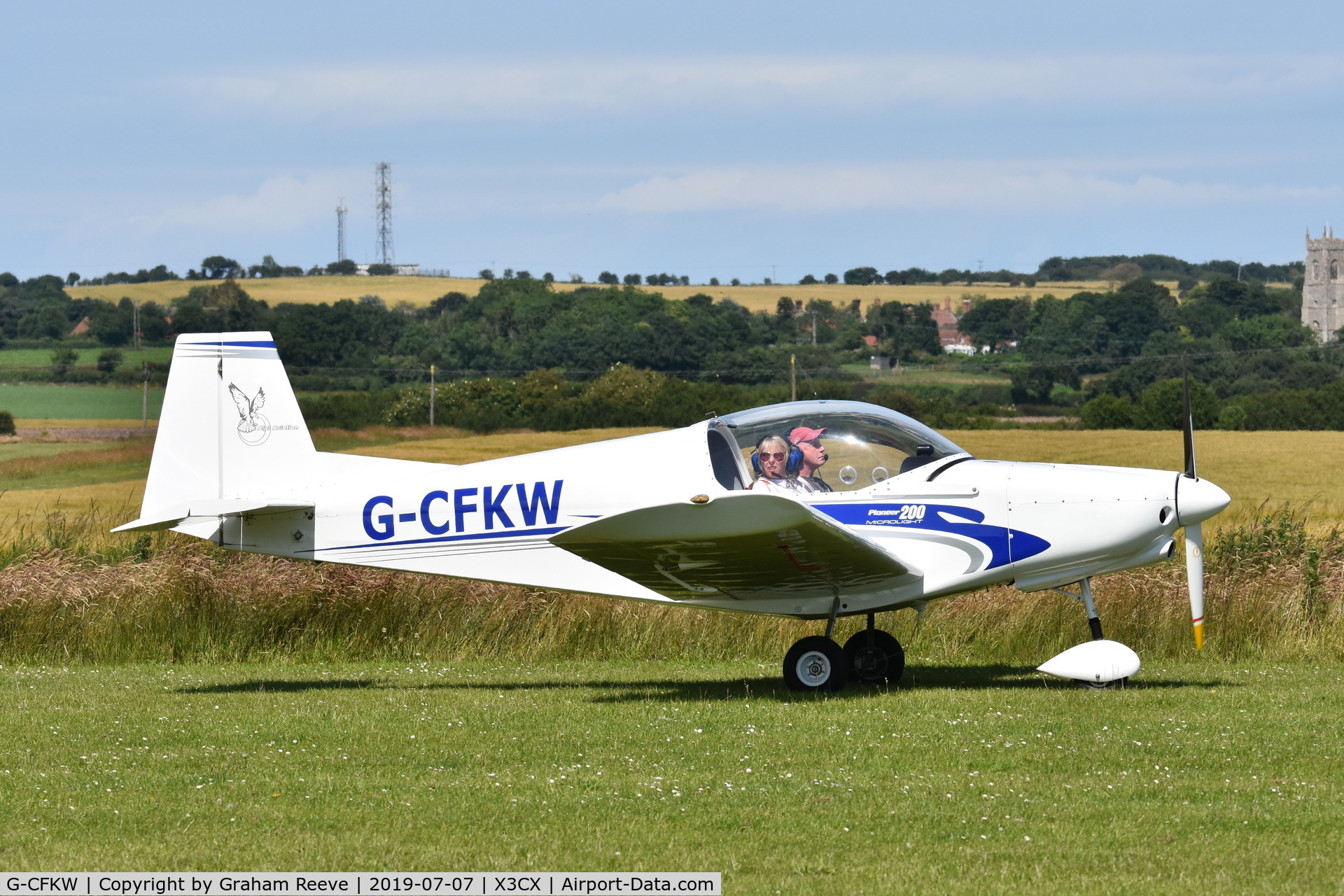 G-CFKW, 2008 Alpi Aviation Pioneer 200-M C/N LAA 334-14828, Just landed at Northrepps.