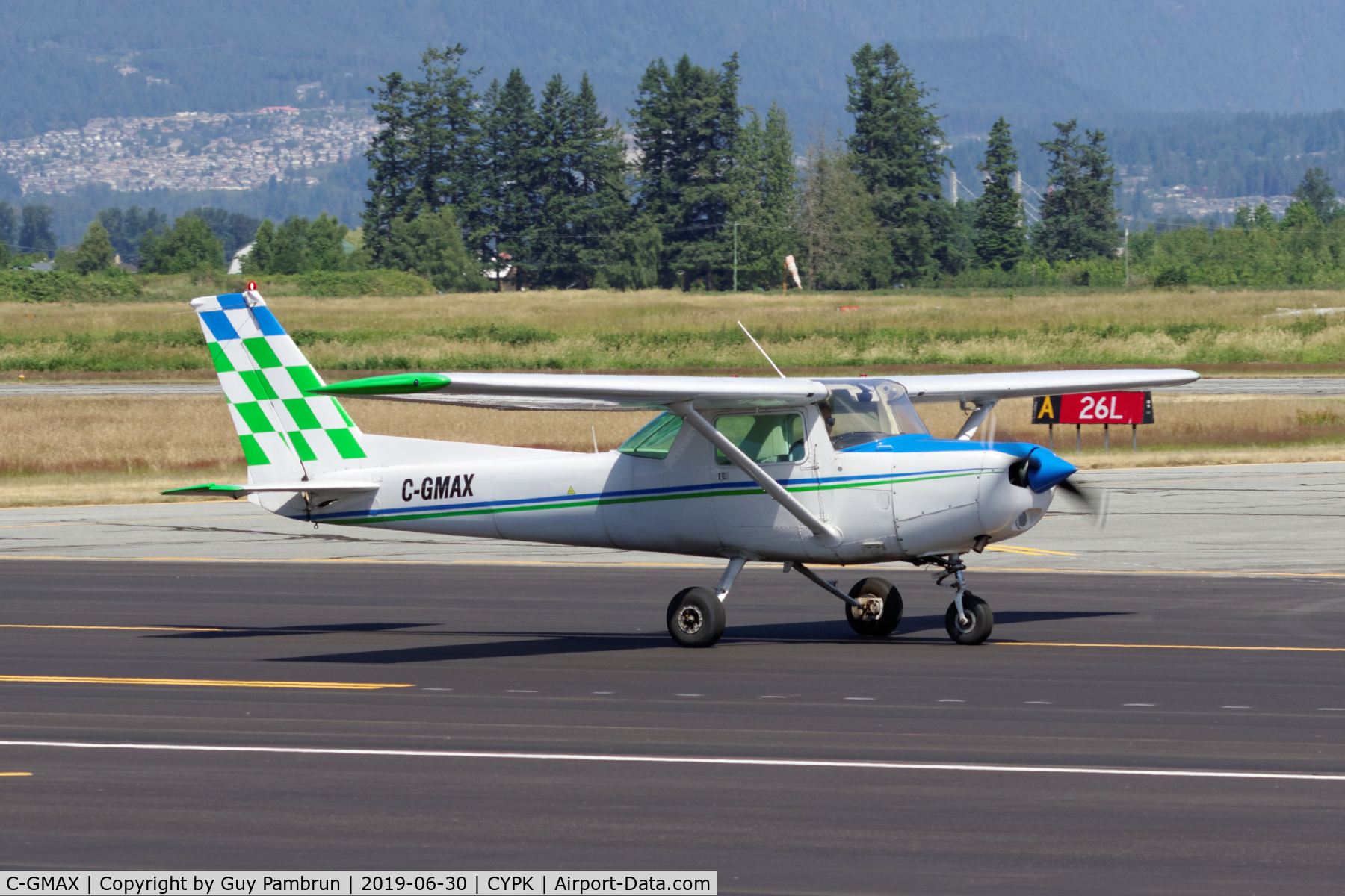C-GMAX, 1980 Cessna A152 Aerobat C/N A1520888, Departing
