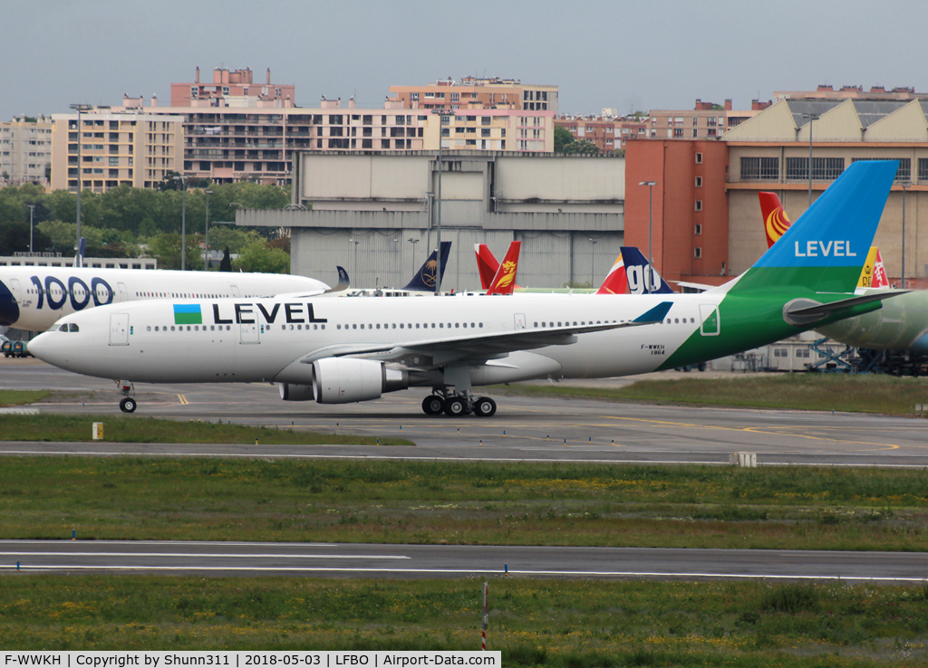 F-WWKH, 2018 Airbus A330-202 C/N 1864, C/n 1864 - To be F-HLVL