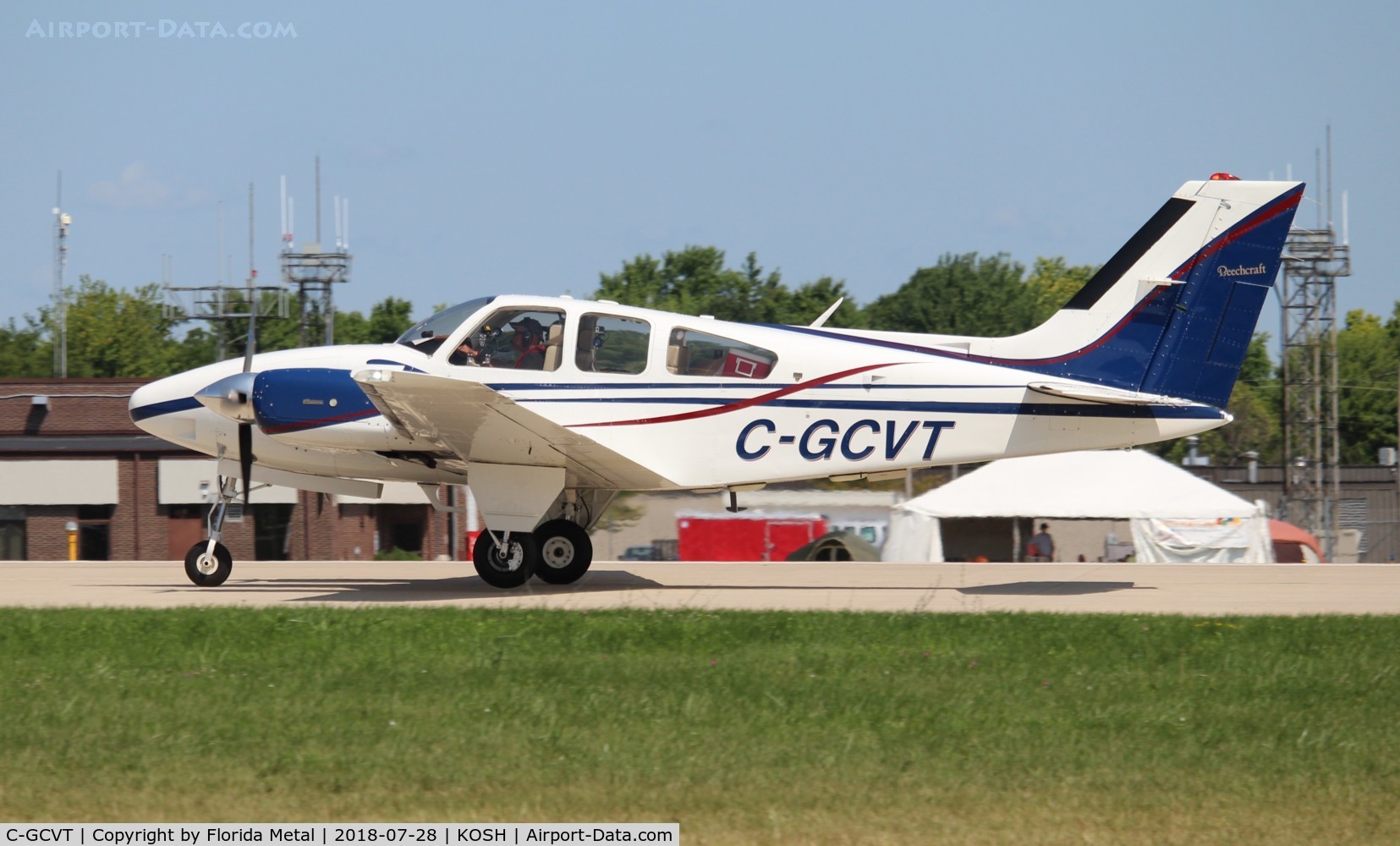 C-GCVT, 1982 Beech E-55 Baron C/N TE-1197, Air Venture 2018