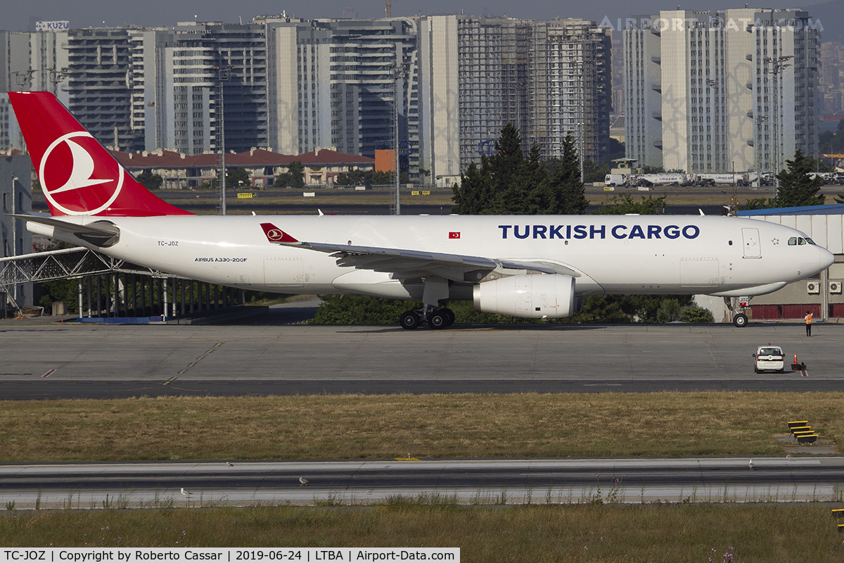 TC-JOZ, 2016 Airbus A330-243F C/N 1768, Taxiing to Runway