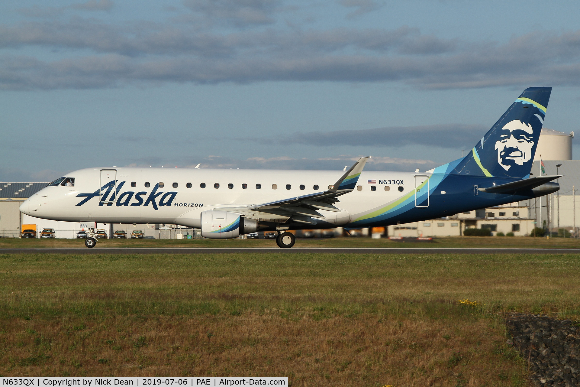 N633QX, 2018 Embraer 175LR (ERJ-170-200LR) C/N 17000719, PAE/KPAE