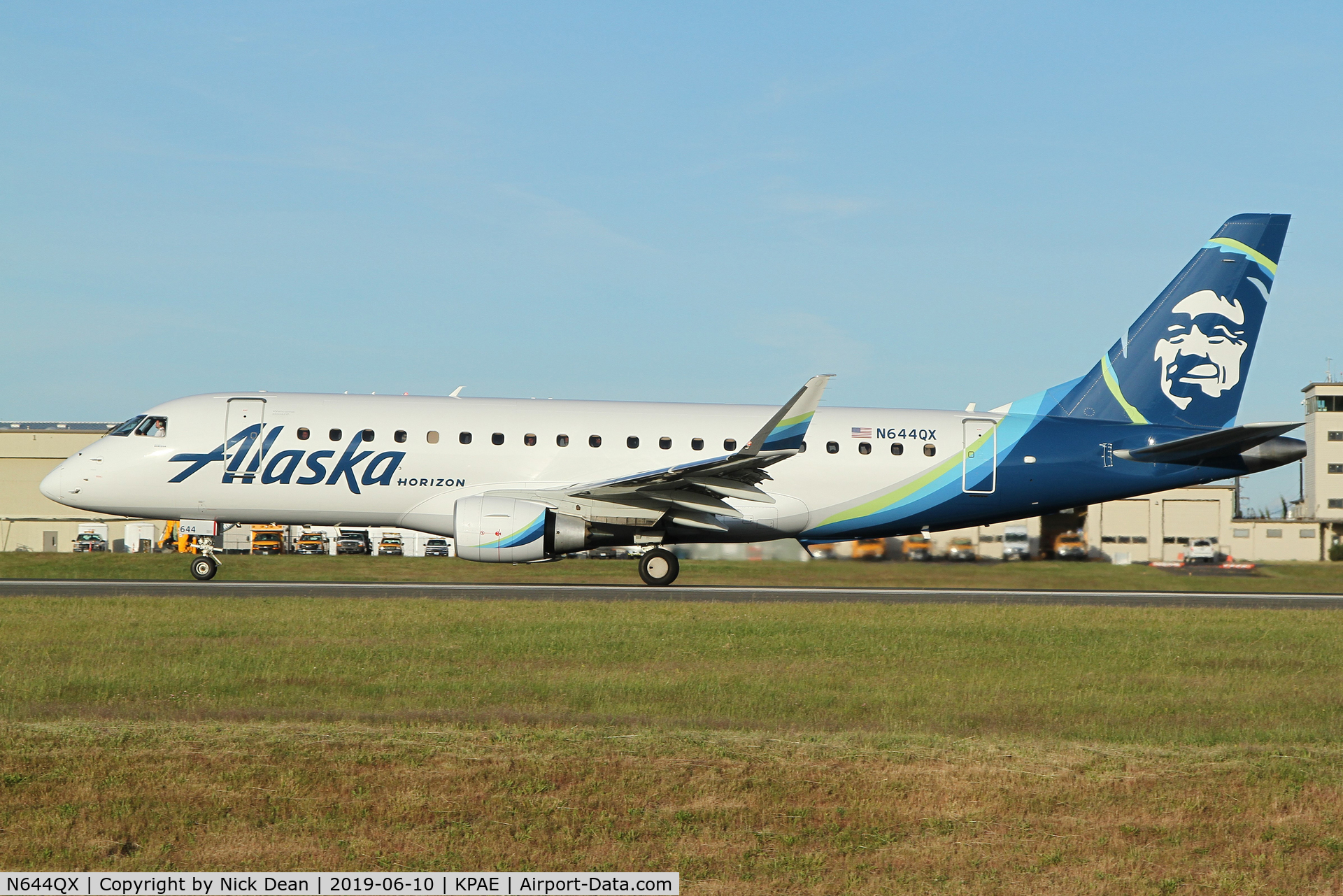 N644QX, 2018 Embraer ERJ-175 (ERJ-170-200LR) C/N 17000767, PAE/KPAE