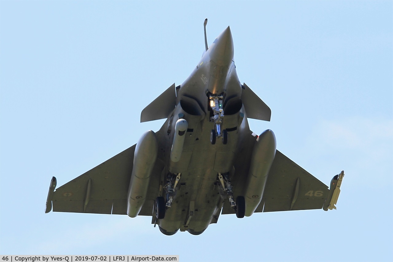46, 2016 Dassault Rafale M C/N 46, Dassault Rafale M, on final rwy 08, Landivisiau naval air base (LFRJ)