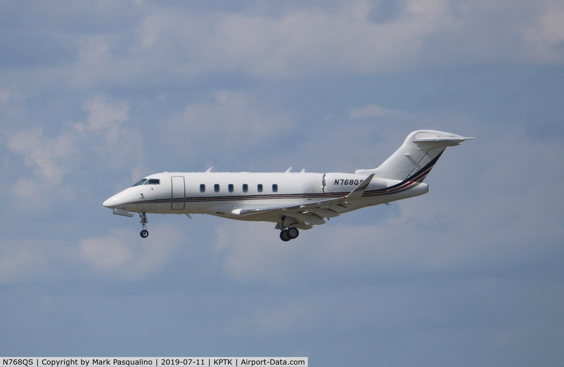 N768QS, 2014 Bombardier Challenger 350 (BD 100-1A10) C/N 20534, Challenger 350