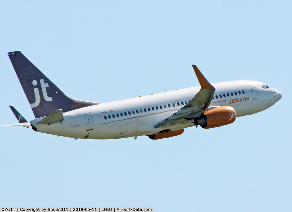 OY-JTT, 1999 Boeing 737-73S C/N 29079, Climbing after take off from rwy 14L