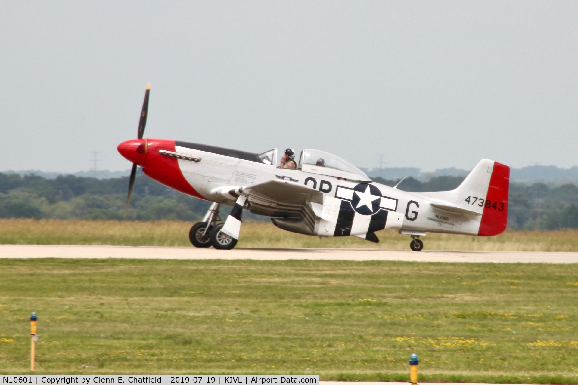 N10601, 1944 North American P-51D Mustang C/N 122-40383, Taxiing in