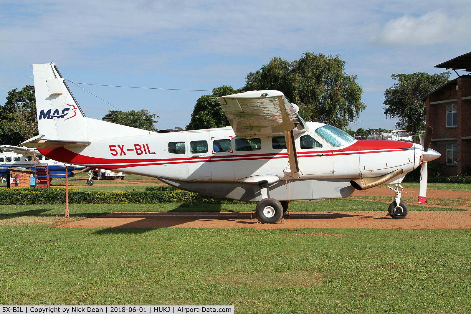 5X-BIL, 1990 Cessna 208 Caravan C/N 208-00190, Kajjansi, Uganda