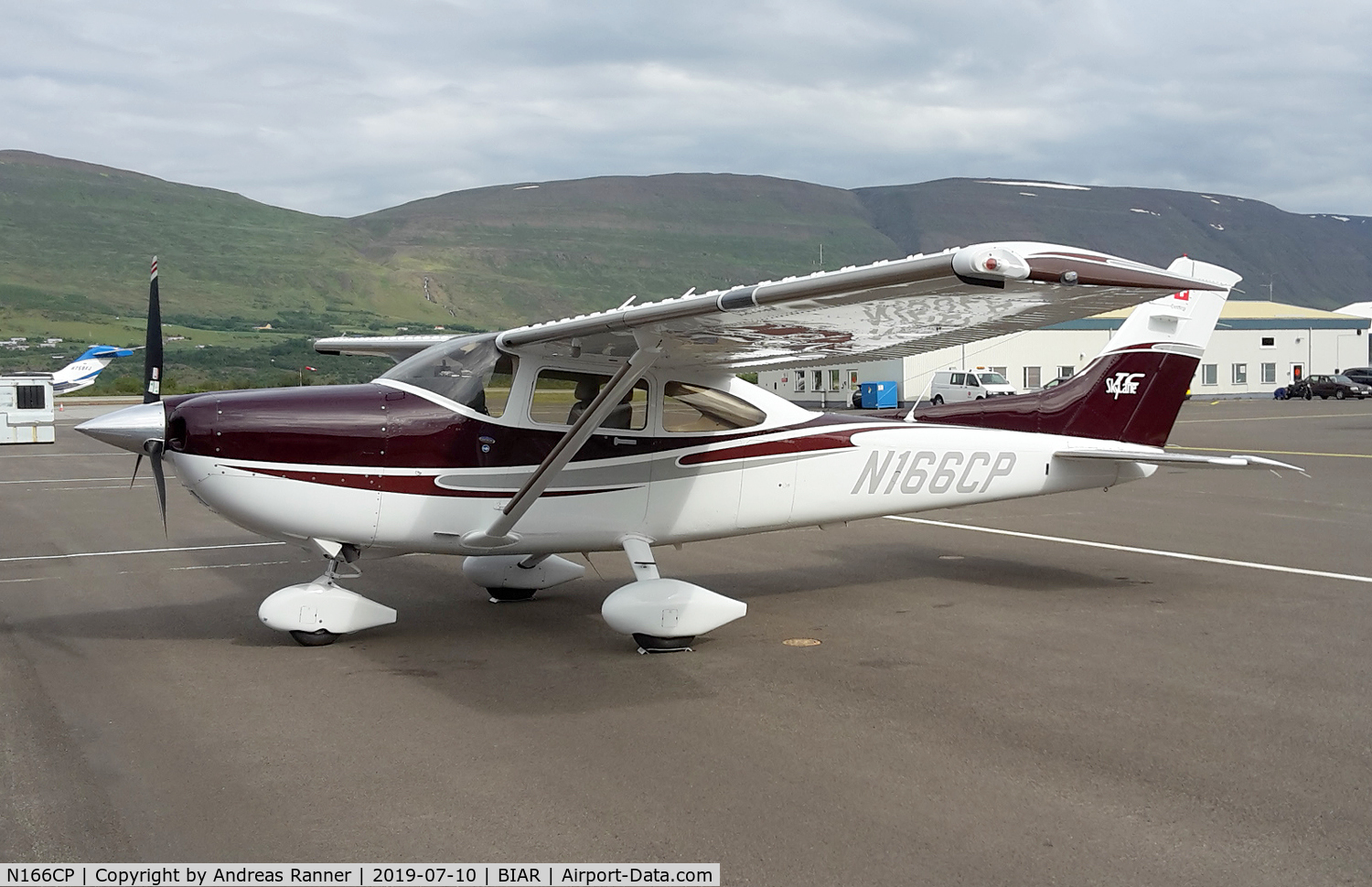 N166CP, 2004 Cessna T182T Turbo Skylane C/N T18208319, Cessna T182T