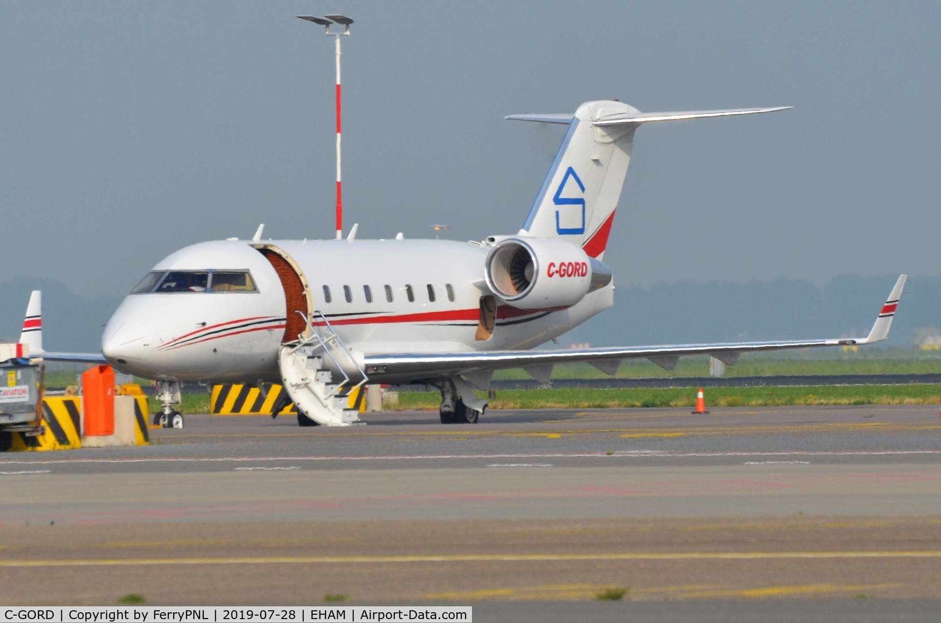 C-GORD, Bombardier CL601-3A Challenger C/N 5134, Skyservice CL601