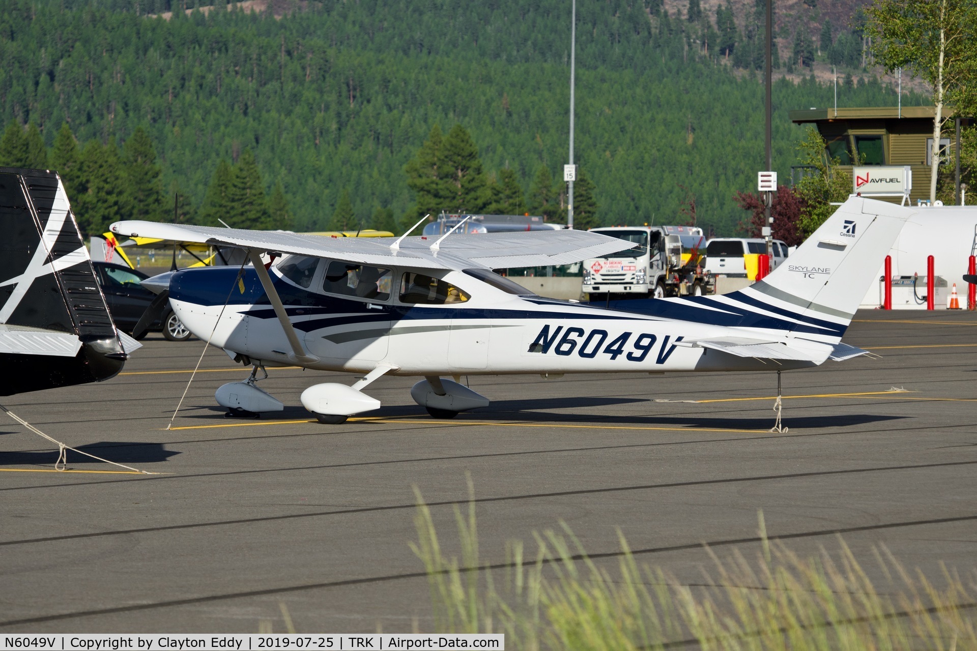 N6049V, 2006 Cessna T182T Turbo Skylane C/N T18208585, Truckee Airport California 2019.