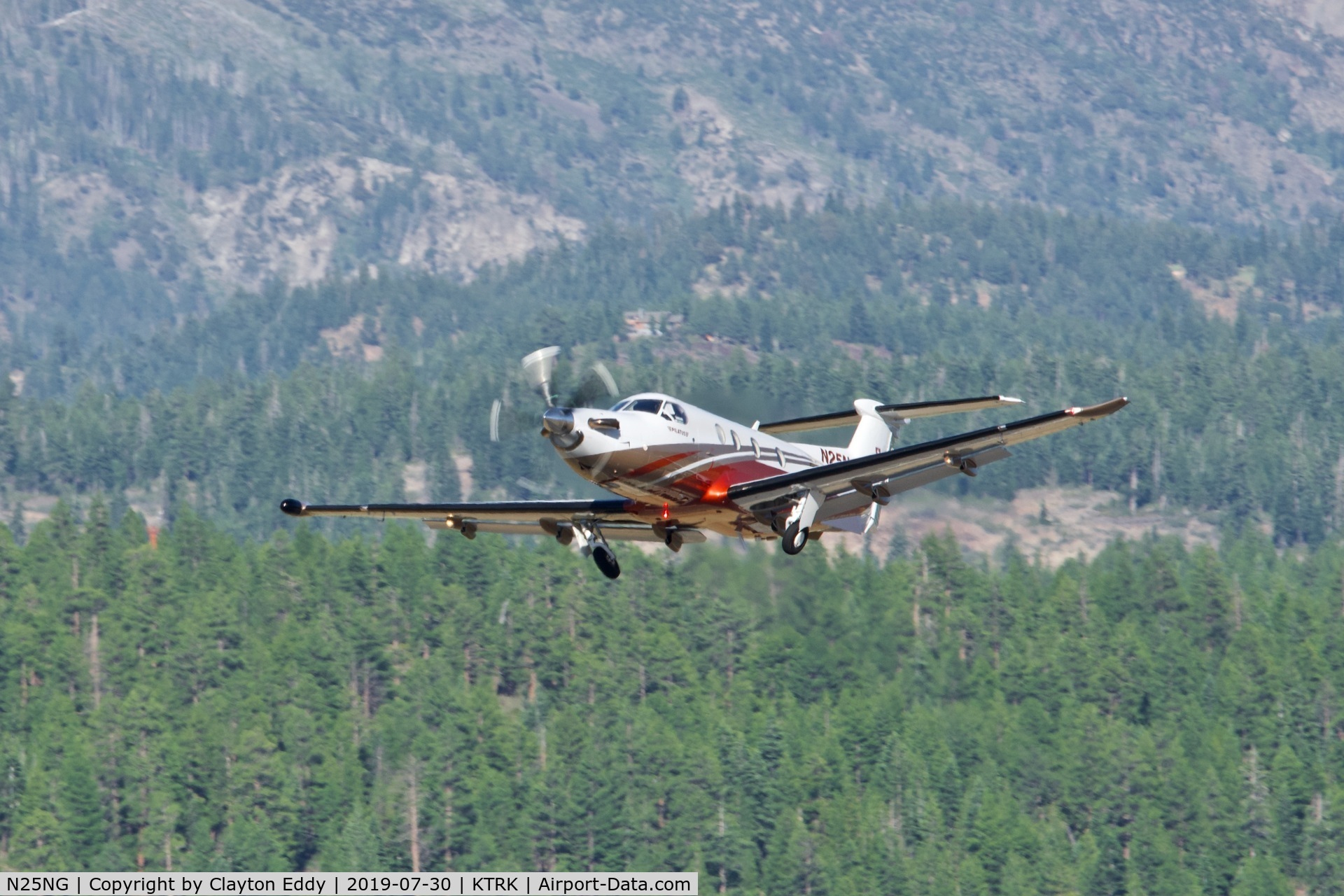 N25NG, 2013 Pilatus PC-12/47E C/N 1425, Truckee Airport California 2019.