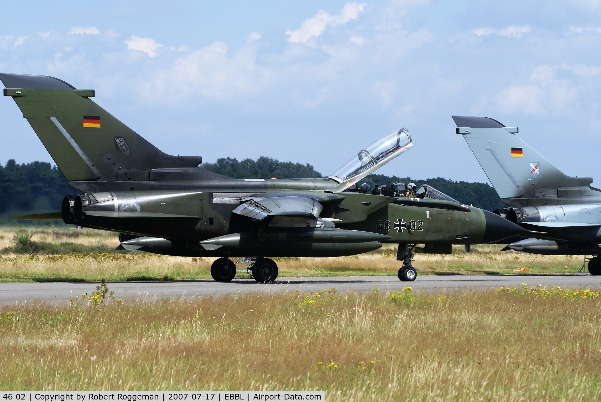 46 02, Panavia Tornado IDS C/N 748/GS242/4302, OPEN DAY.