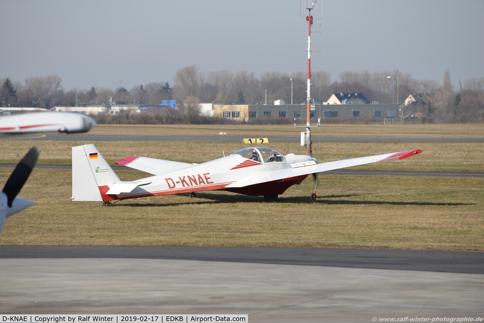 D-KNAE, Scheibe SF-25E Super Falke C/N 4362, Scheibe SF.25E Super Falke - Private - 4362 - D-KNAE - 17.02.2019 - EDKB