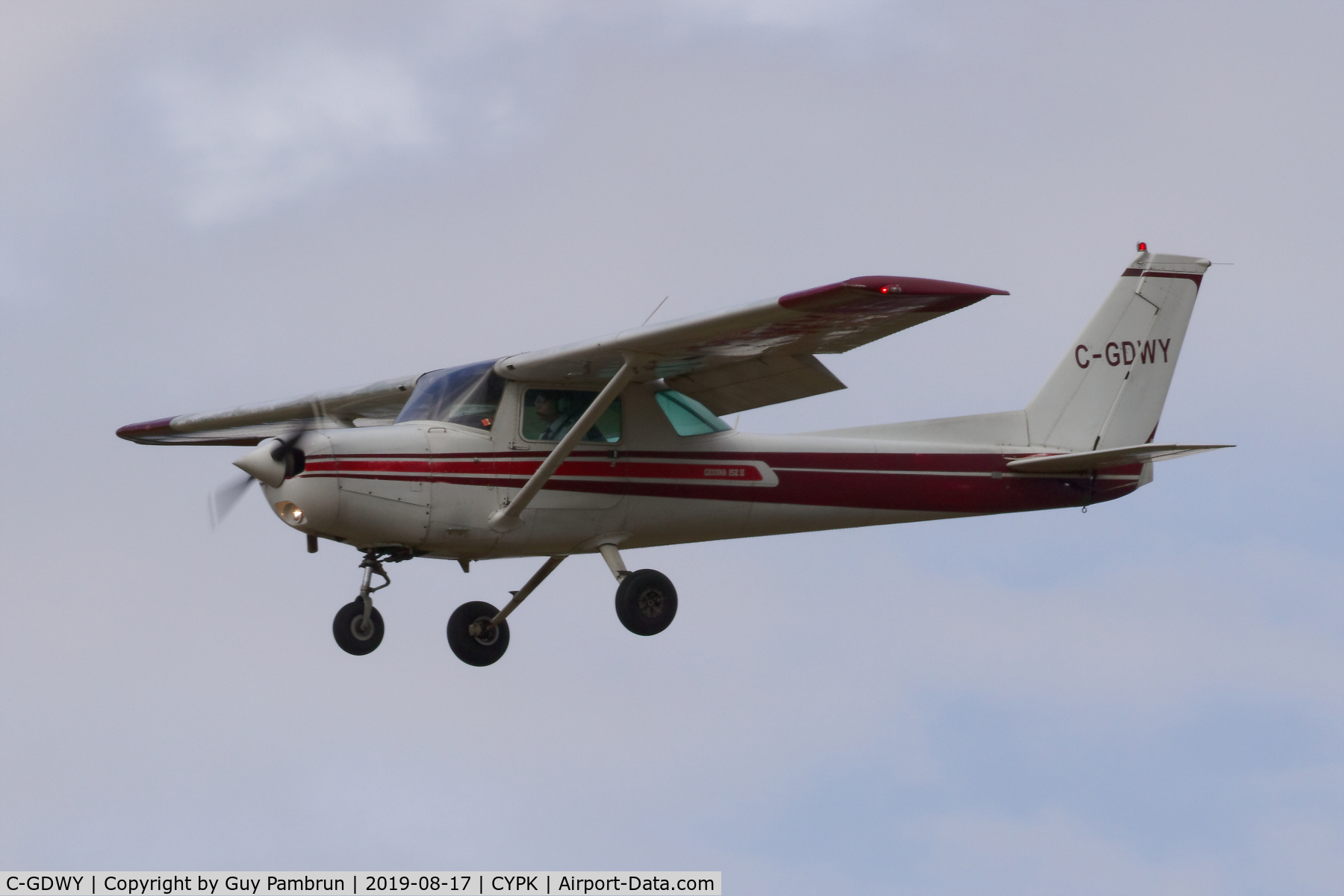 C-GDWY, 1980 Cessna 152 C/N 15284396, Landing