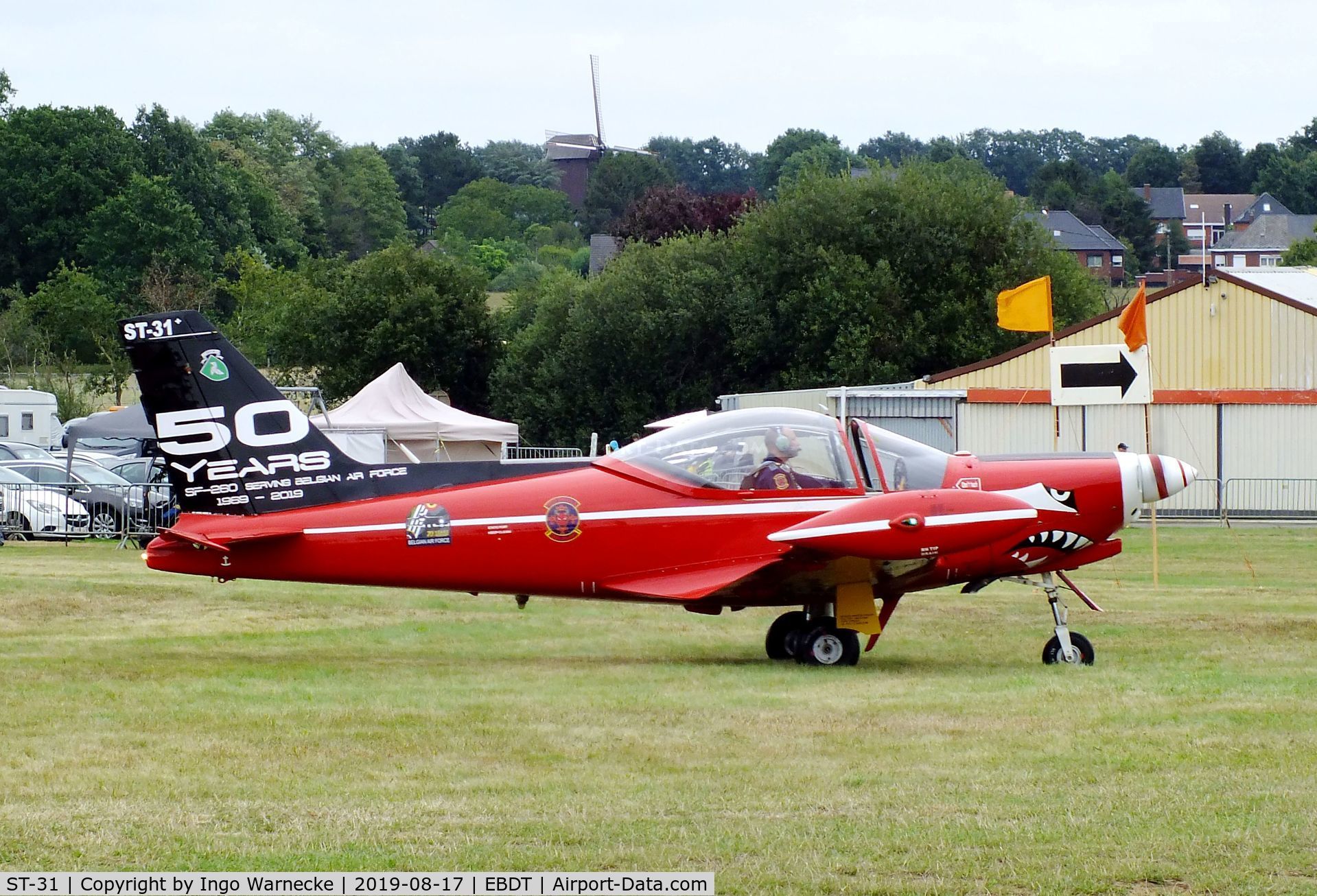 ST-31, SIAI-Marchetti SF-260M C/N 10-31, SIAI-Marchetti SF.260M of the 'Diables Rouges / Red Devils' Belgian Air Force Aerobatic Team at the 2019 Fly-in at Diest/Schaffen airfield