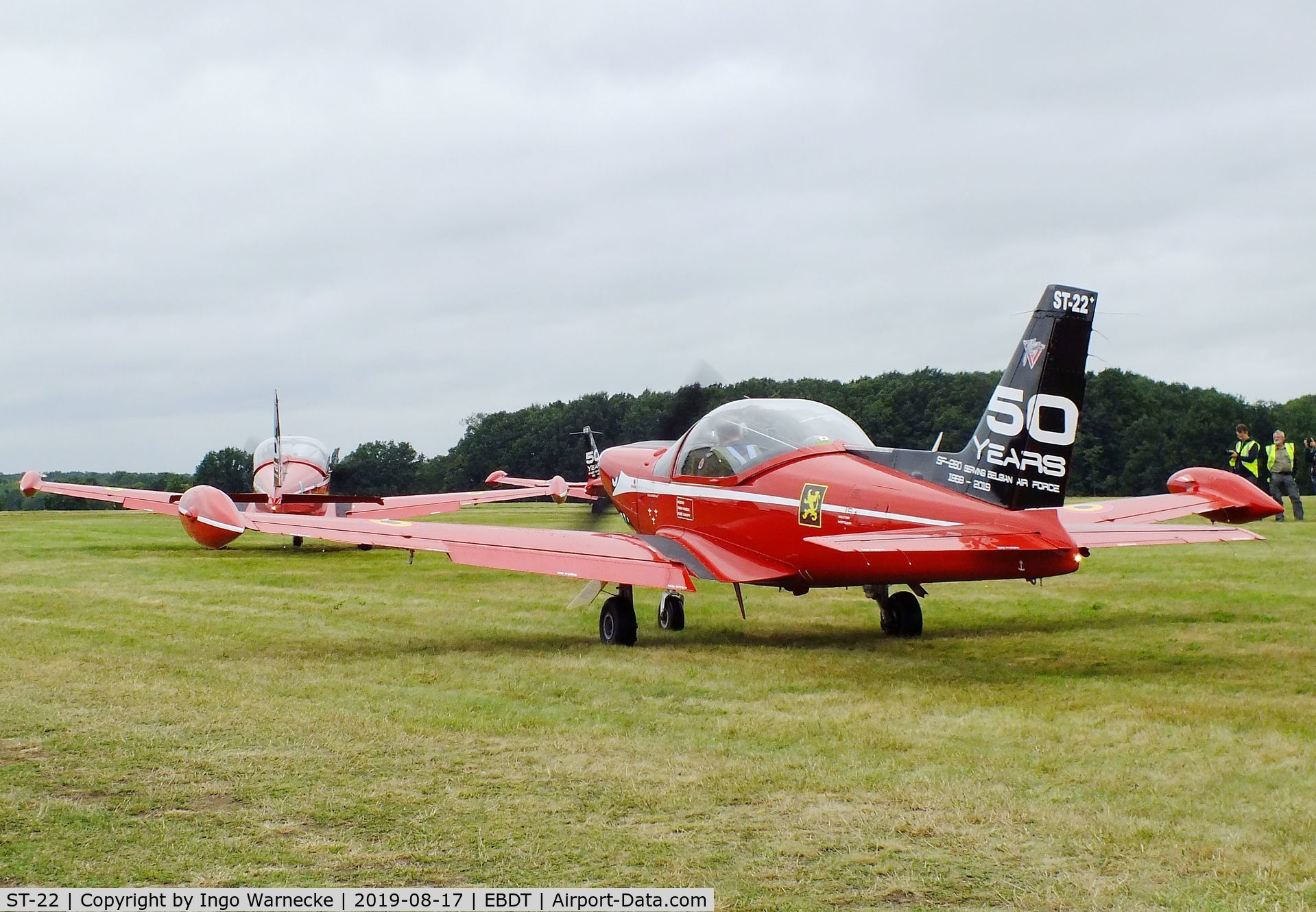 ST-22, SIAI-Marchetti SF-260M C/N 10-22, SIAI-Marchetti SF.260M of the 'Diables Rouges / Red Devils' Belgian Air Force Aerobatic Team at the 2019 Fly-in at Diest/Schaffen airfield