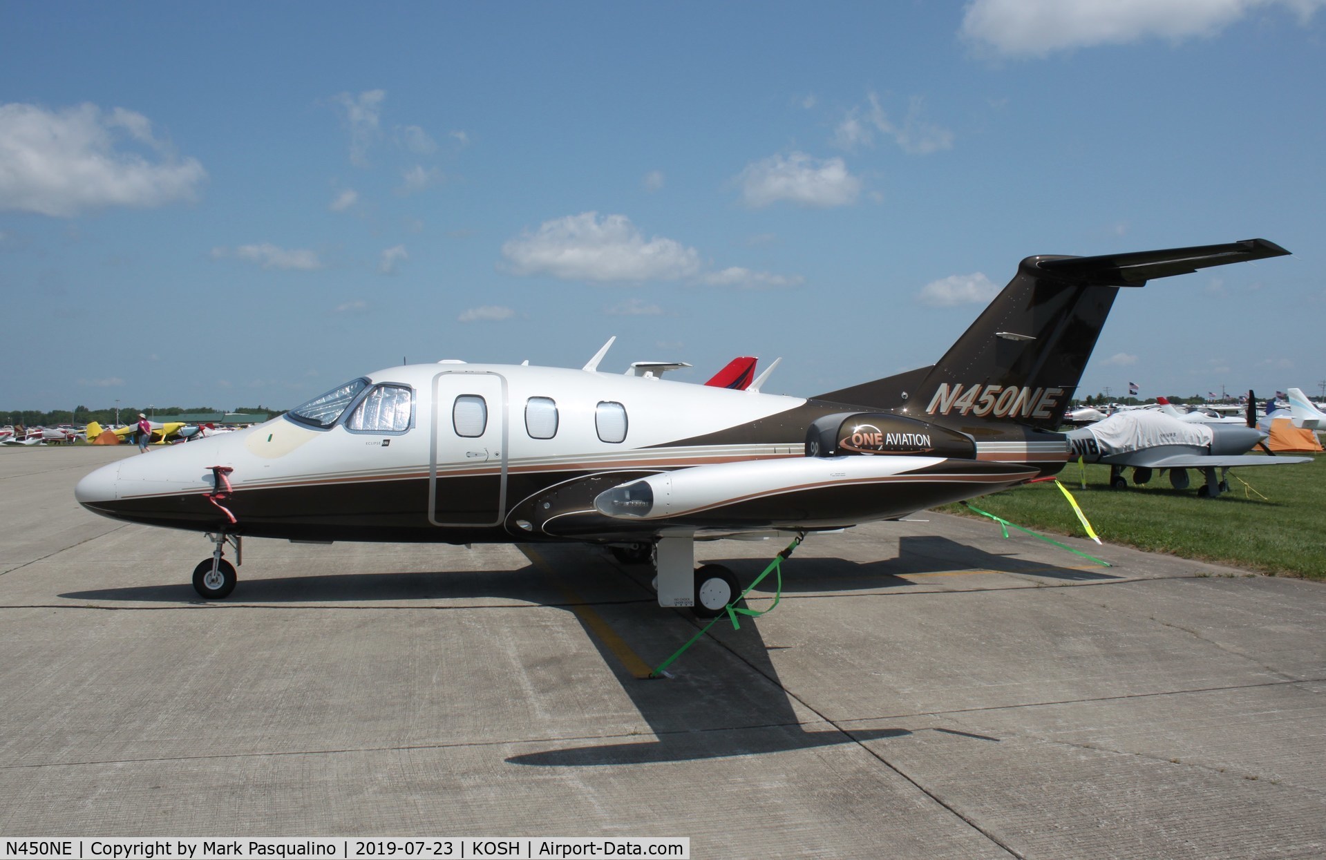 N450NE, 2015 Eclipse Aviation Corp EA500 C/N 550-0280, Eclipse EA500