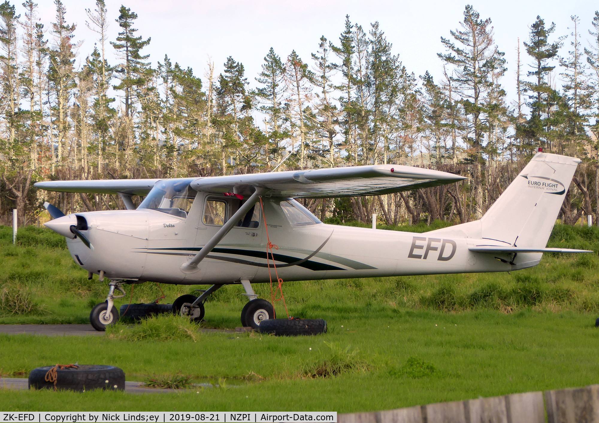 ZK-EFD, Cessna 150J C/N 15069904, Cessna 150 Parakai airport north of Auckland NZ