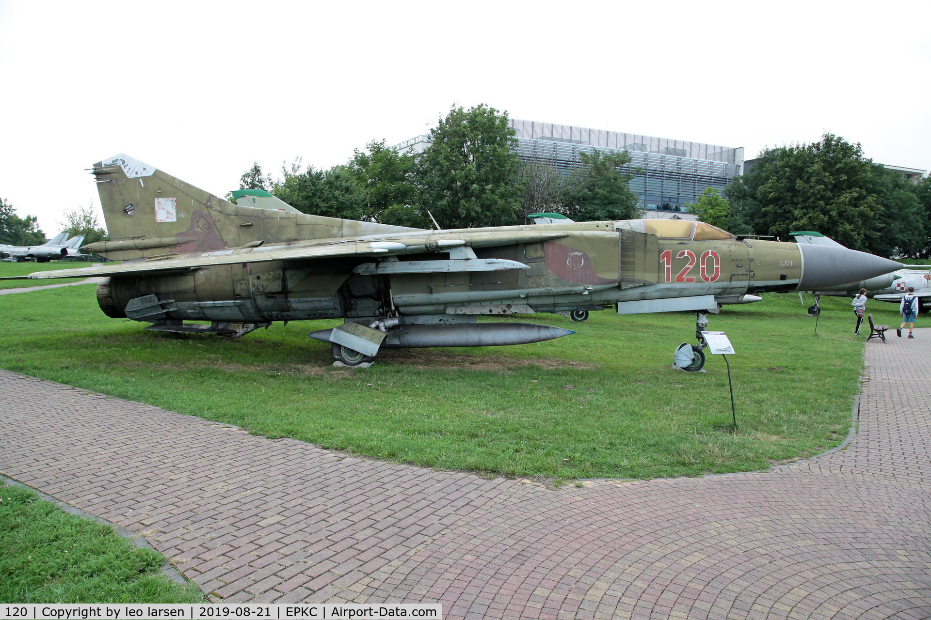 120, Mikoyan-Gurevich MiG-23MF C/N 0390217120, Polish Aviation Museum Krakow 21.8.2019