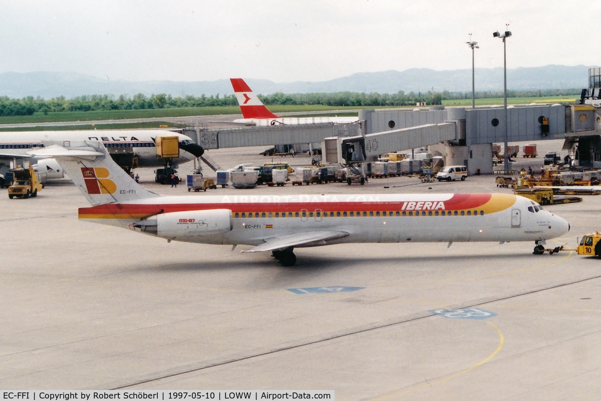 EC-FFI, 1991 McDonnell Douglas MD-87 (DC-9-87) C/N 53210, EC-FFI @ LOWW