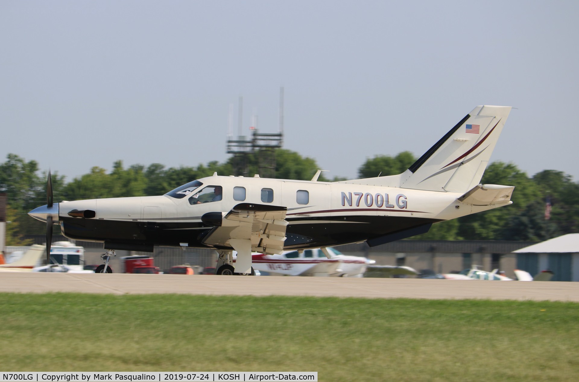 N700LG, 2003 Socata TBM-700 C/N 264, Socata TBM-700